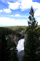 Upper Falls of Yellowsstone River from Uncle Tom's Point