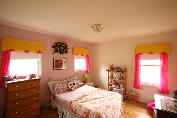 Girl's Bedroom - AFTER